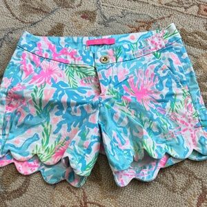 Lilly Pulitzer Blue and Pink Floral Women's Shorts